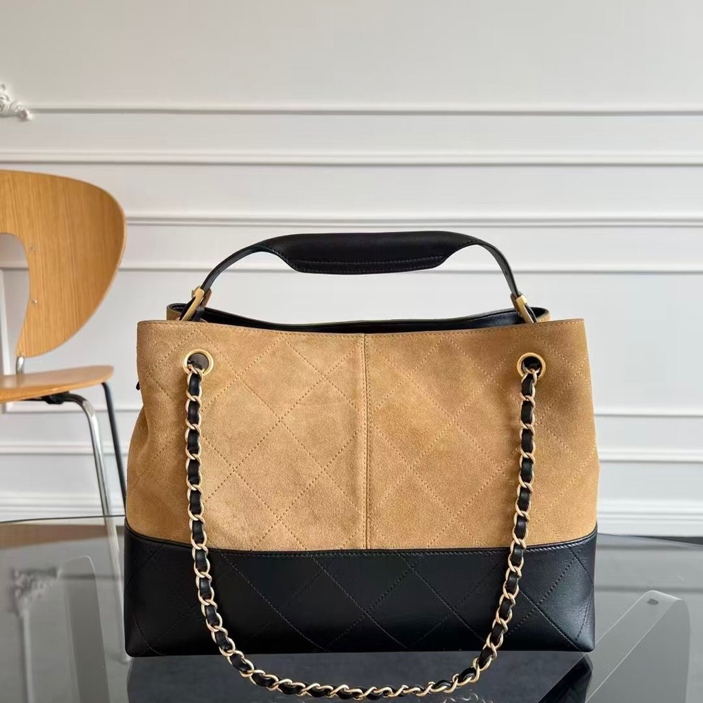 Chanel Two-Tone Camel Suede and Black Leather Shoulder Bag - Picture 2 of 7